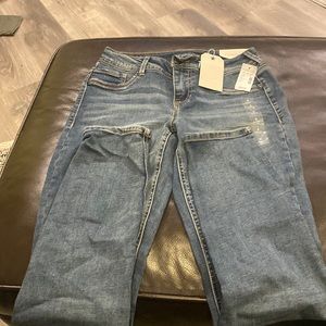 Maurices size small jeans still with tags on.